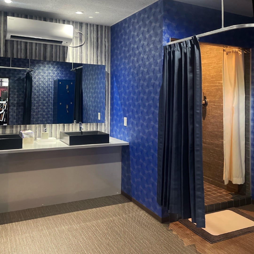 MUSCLE GYM ARAHA BEACH マッスルジム アラハビーチ 北谷町アラハにある24時間営業の本格的なトレーニングジム